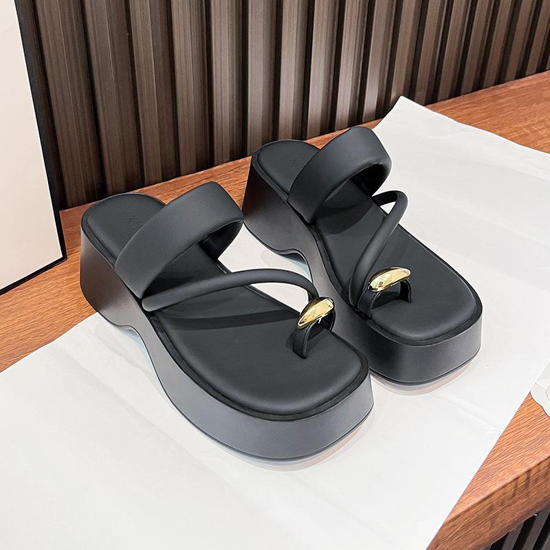 

Platform slippers women s outer wear spring and summer new heightening muffin bottom summer toe flip-flops shoes versatile beach sandals 34