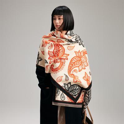 Accessori – Sciarpe e foulard