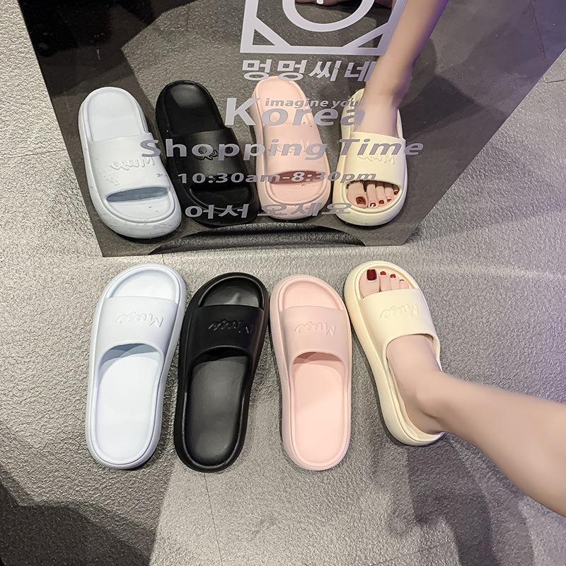 Slippers women's new outer wear summer fashion flat bottom sandals non-slip vacation seaside beach