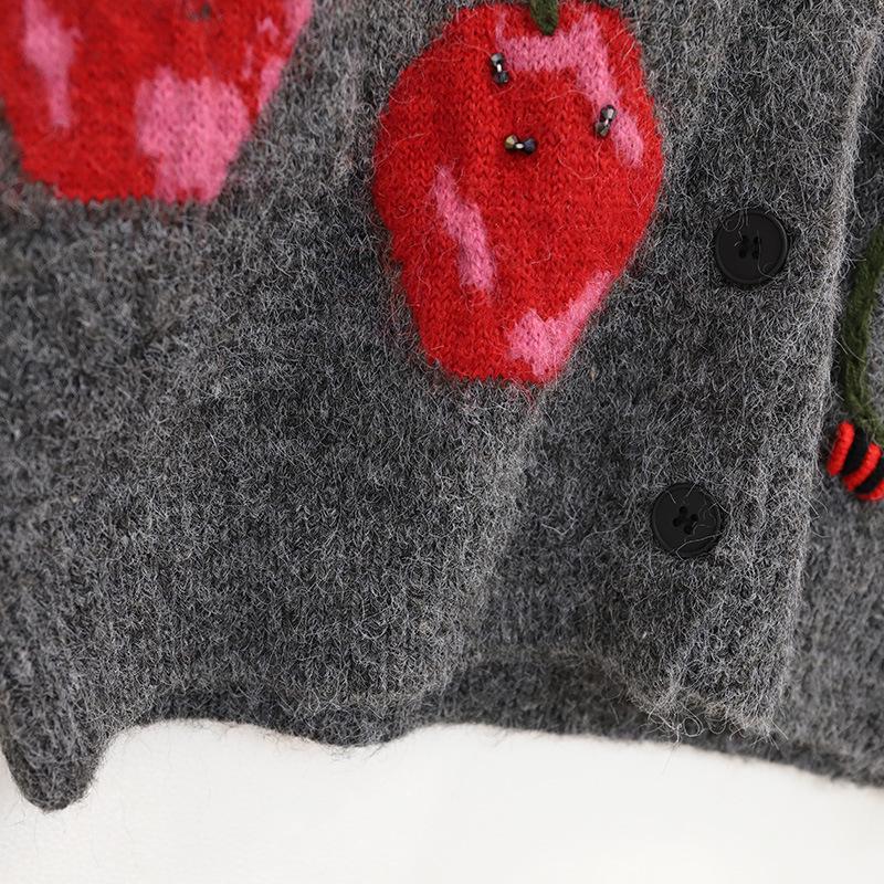 Women's French Retro Cherry Jacquard Knitwear - Soft, Fluffy Mink Fur Round Neck Top for Autumn/Winter
