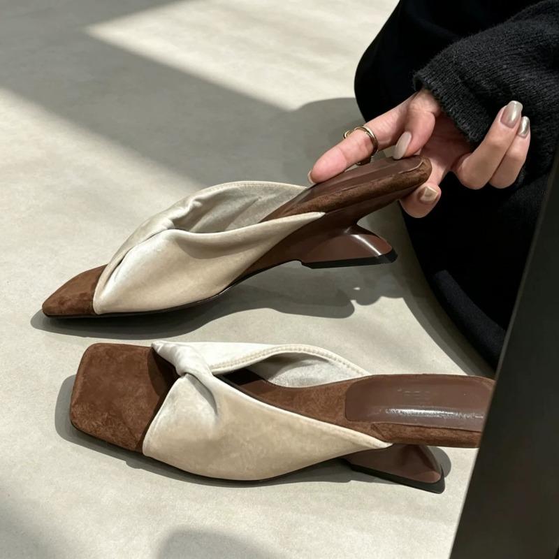 Sandals Cool Slippers Women's Holiday Trendy Outer Wear Pleated New Open-toed Night Fashion Evening Wind Thick Heel One-word Suede
