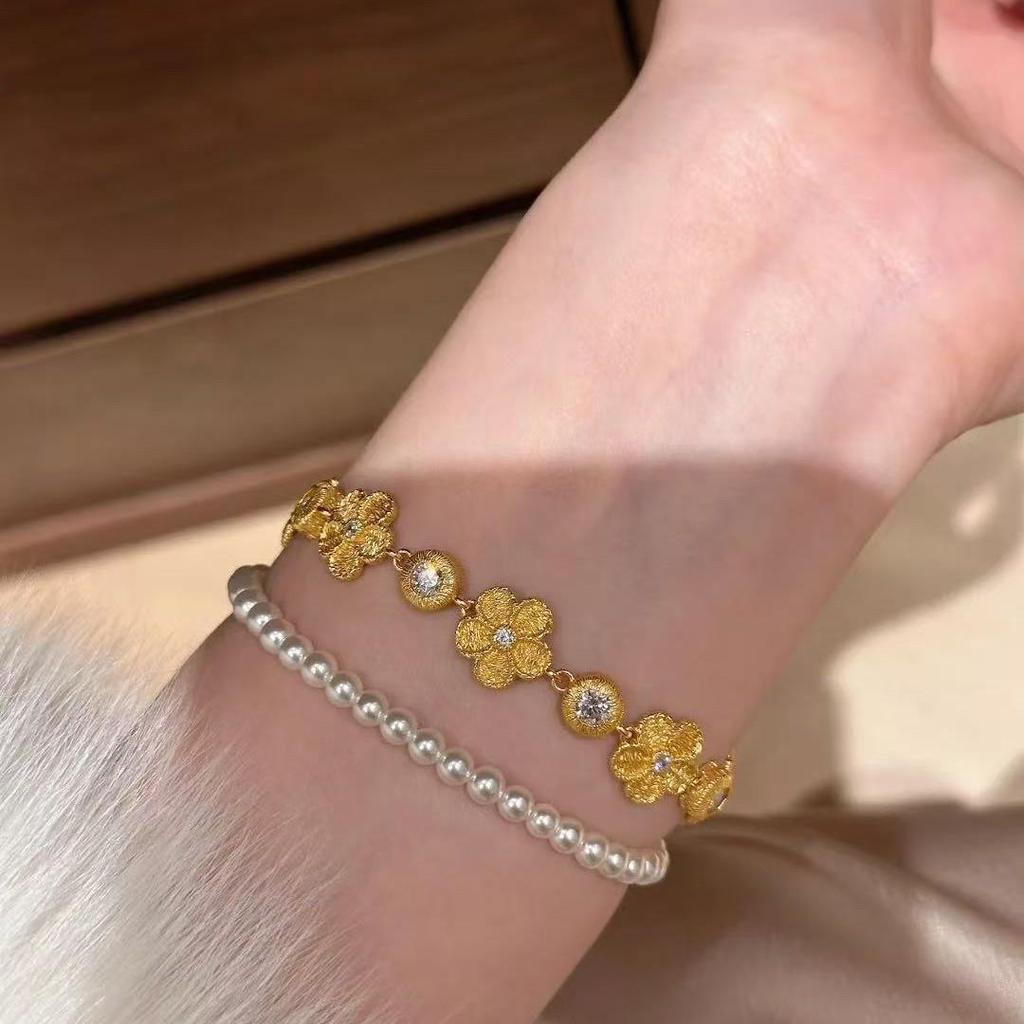 Xiaohongshu Bestseller: Besticktes Goldenes Blume Antik-Stil Diamantarmband, Einzigartiges Design