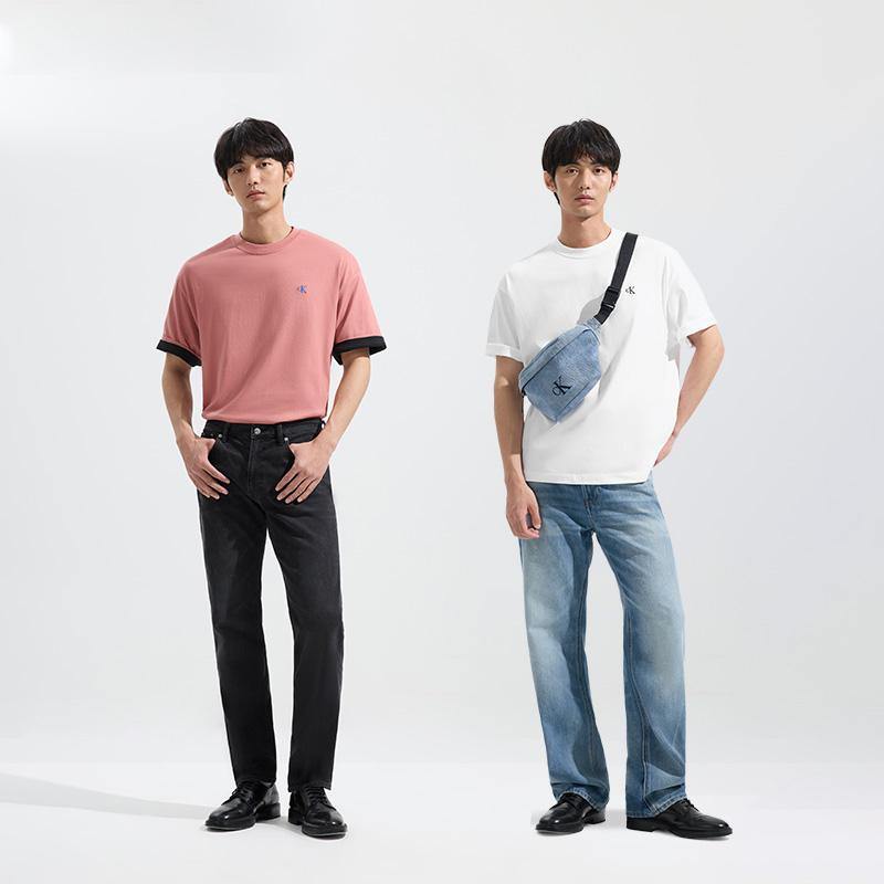 Calvin Klein Embroidered Logo Cotton Oversized T-Shirt With Drop Shoulders Unisex Tops White 40HM229-YAA