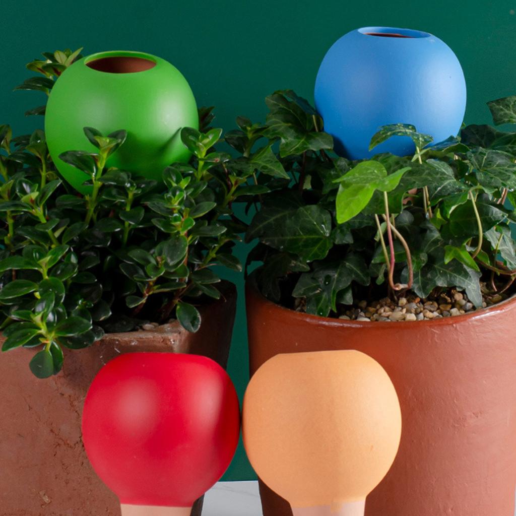 4Pcs Selbst Bewässerung Pflanzer Einsatz Pflanze Bewässerung Globen Terrakotta Bewässerung Spikes Selbst Bewässerung Globen Pflanze Bewässerung