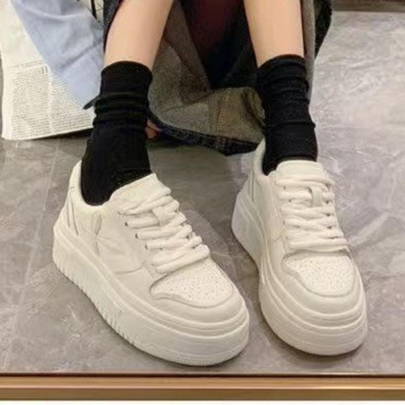 Herbst neue erhöhte Plattform weiße Schuhe Damen vielseitige lässige Sport Retro Board Schuhe