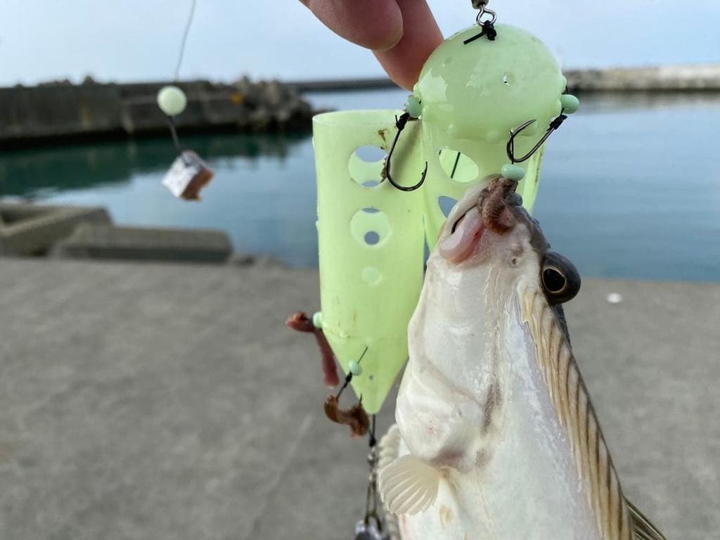 [USED] Killer No. 2 Fishing Bait Box (2 Luminous Type) (with hooks)