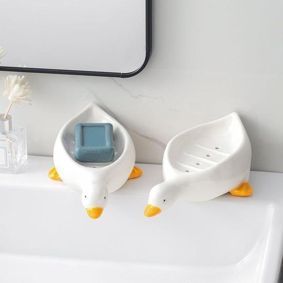 Duck-Shaped Soap Box Non-Slip Design Self-draining Easy to Clean Universal Soap Holder Bathroom Decoration
