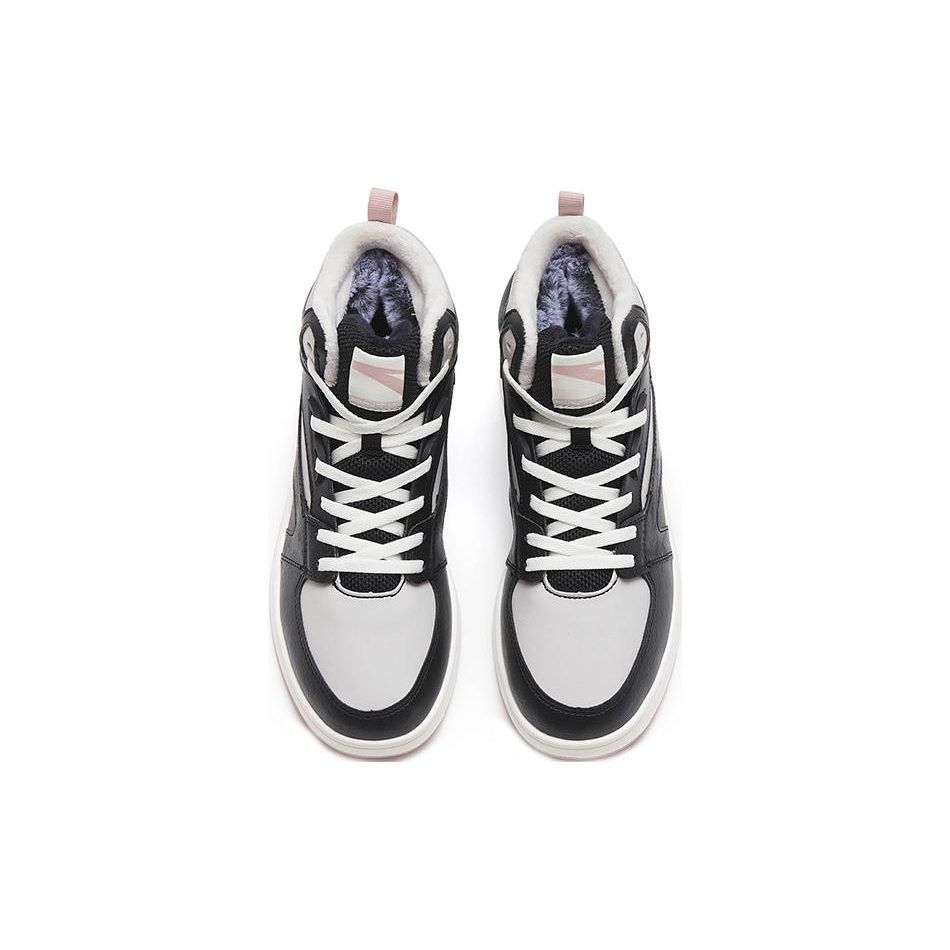 Anta Street Style Fleece Lined Warm Non-Slip High-Top Skate Shoes Women Skate Shoes Black 122248991-2