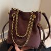 Autumn New Large-capacity Chain Bag High-value Bucket Bag Fashionable Women's Bag Shoulder Bag Commuter Messenger Bag