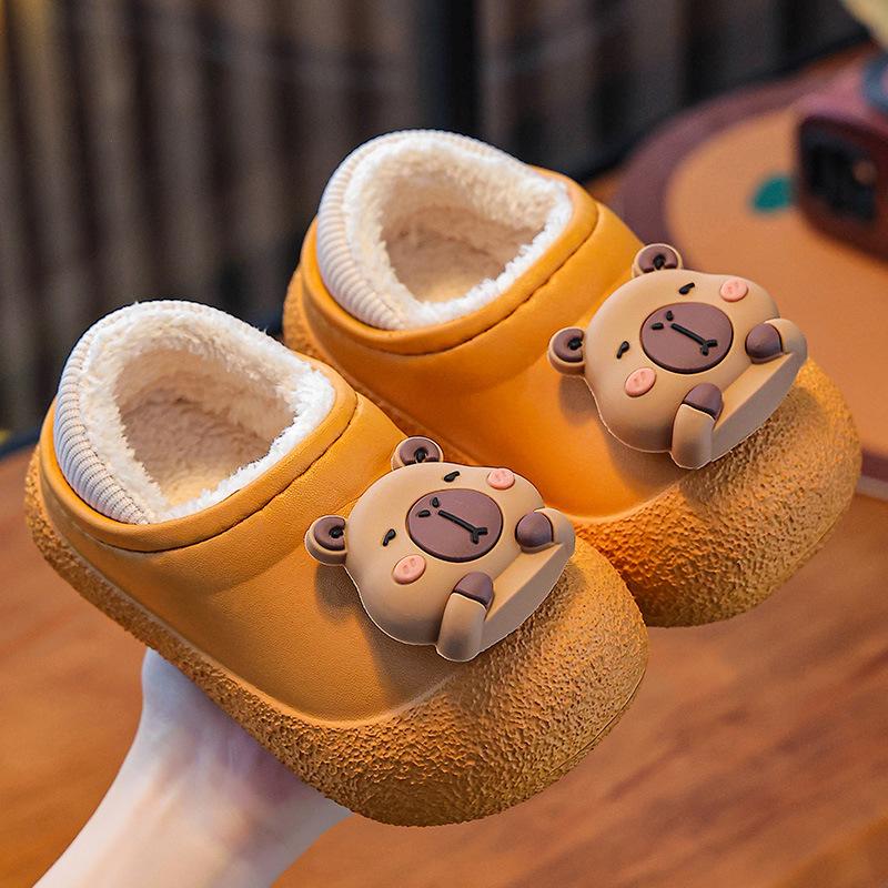Winter Cotton Slippers with Heel for Babies, Boys' Cotton Slippers, Thickened and Fleece-lined, Detachable, Waterproof, Children's Furry Slippers
