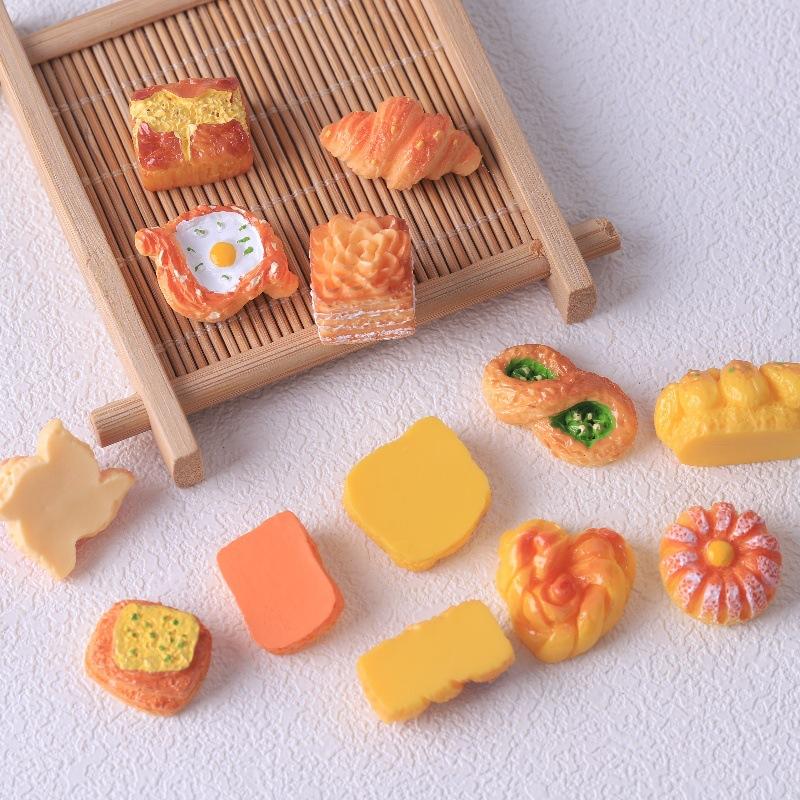 13PCS Miniature Dollhouse Food Pumpkin/Fried Eggs Toast/Rose Bread Model for Blyth Ob11 Doll Bakery Accessories