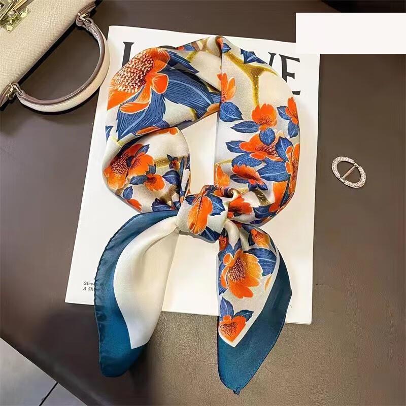 Siyutang Golden Age Faux Silk Scarf Gift Set