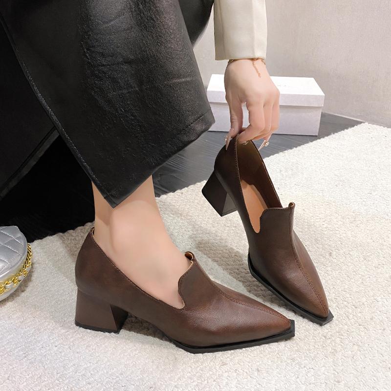 Spring New Single Shoe Women Fashion Pointy Mid-mouth Slip-on Anti-slip and Wear-resistant Temperament Square Heels Women's Shoe