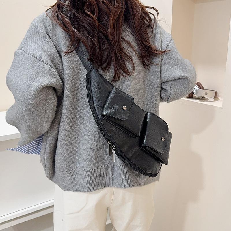 Women's breast bag trendy fanny pack retro casual versatile messenger bag soft leather mobile phone waist hanging bag