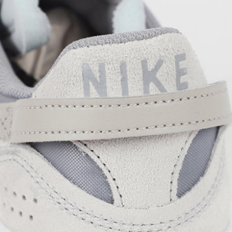 Nike W Sneaker Waffle Debut