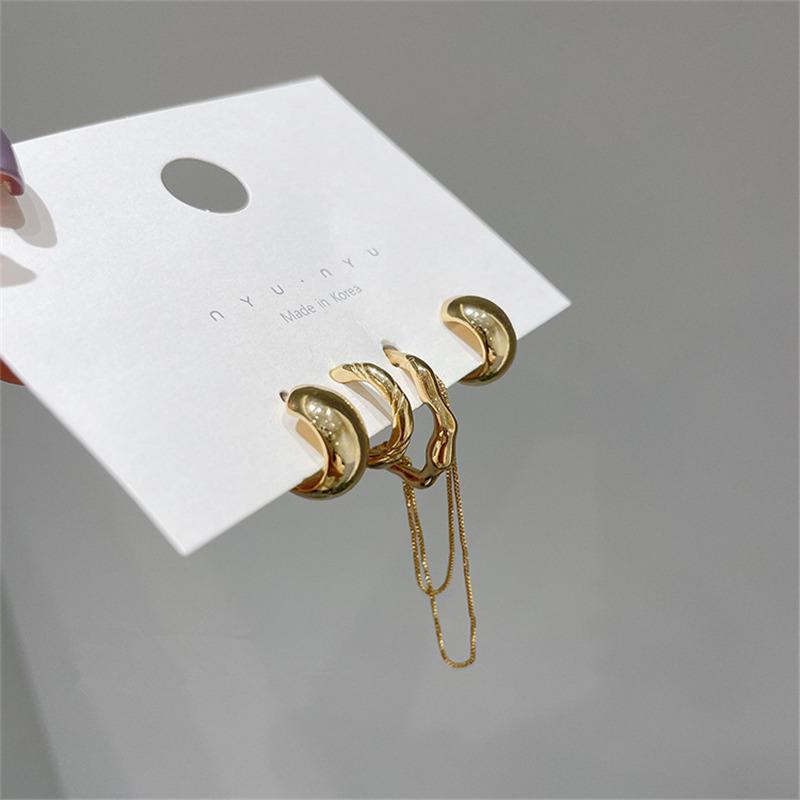 4Stk/Set Neues Design Goldfarbenes Metall Geometrisch Unregelmäßig Quaste Kette Clip Ohrringe Für Frauen Nicht Durchgestochenes Ohr Knorpelclip