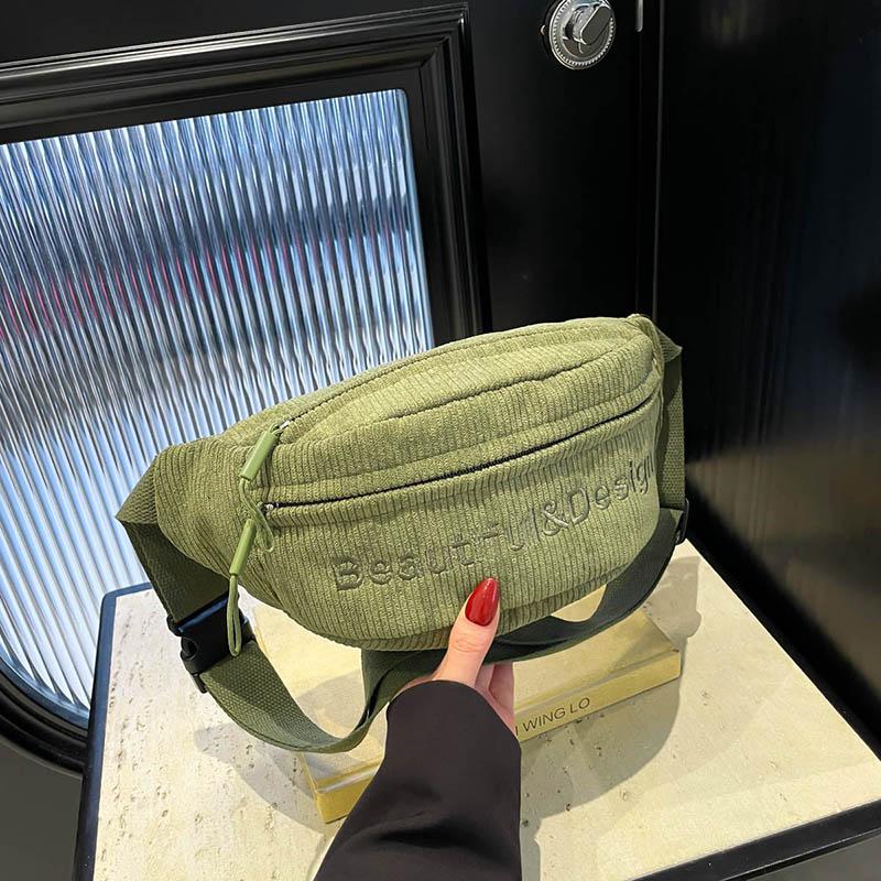 Fløyel midjeveske for kvinner brodert bokstav Fanny pack hoftevesker enkel skulder crossbody brystveske