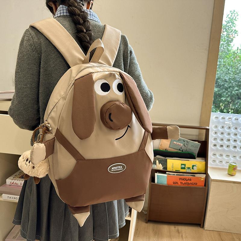 Spring new ugly cute piggy schoolbag Japanese and Korean literary soft girl backpack