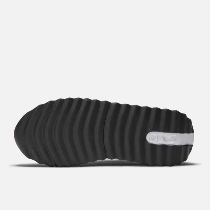 Nike Women's Air Max Dawn Sneakers