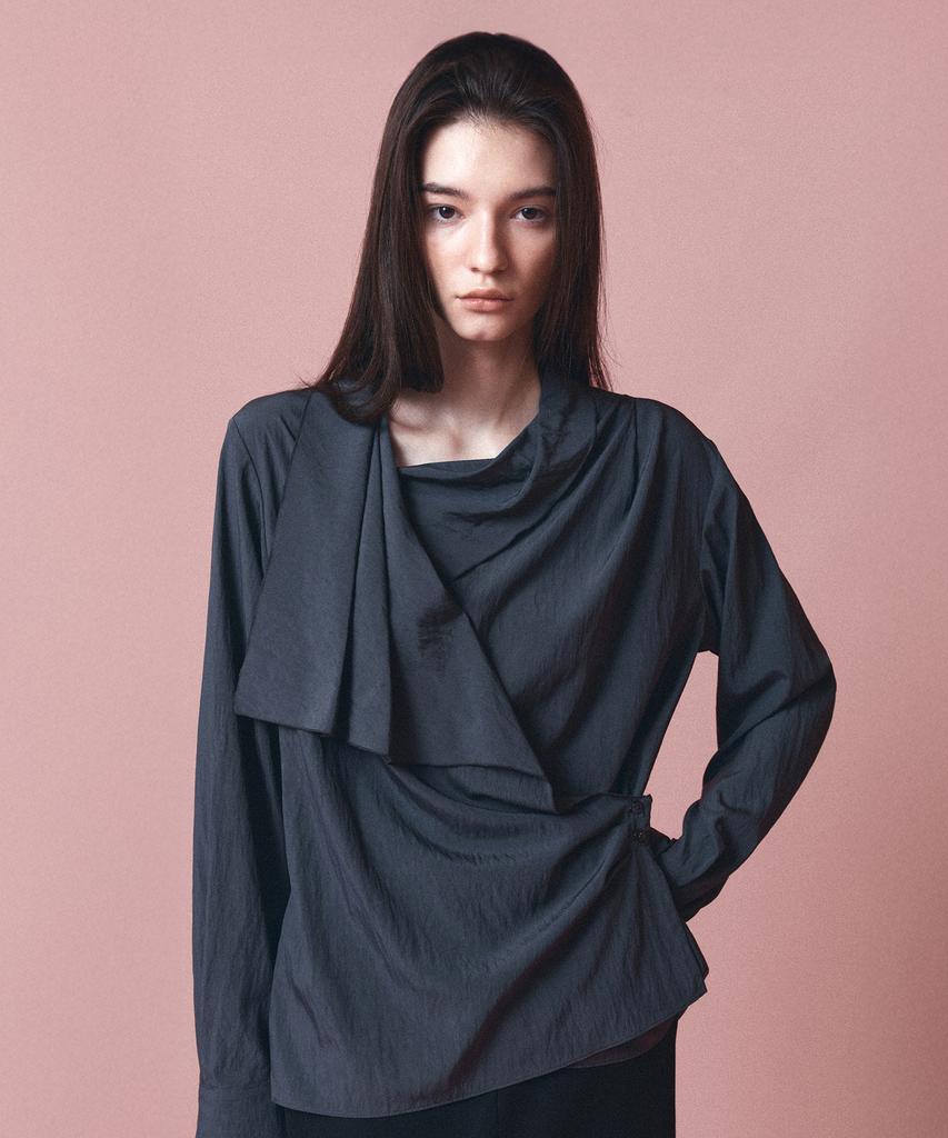 TOWAV Tilly Drape Blouse_Charcoal