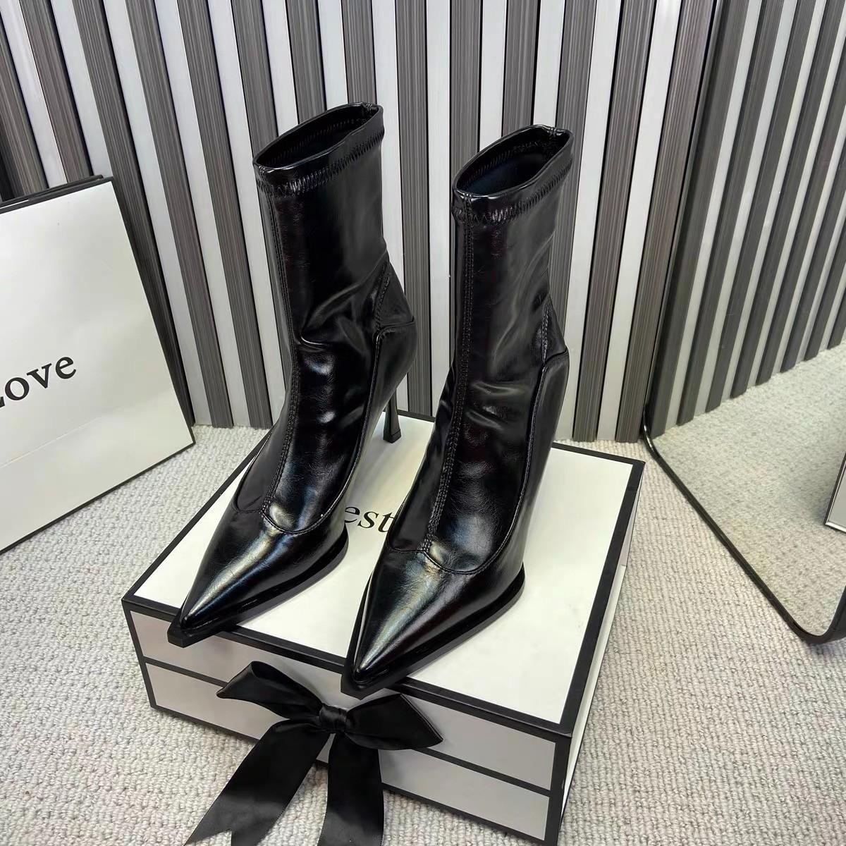 

Остроносые ботинки Челси 2024 года, осень и зима, новые британские рыцарские одинарные ботинки, бокалы для вина и ботинки Мартина, модные короткие ботинки для женщин 35 чёрный