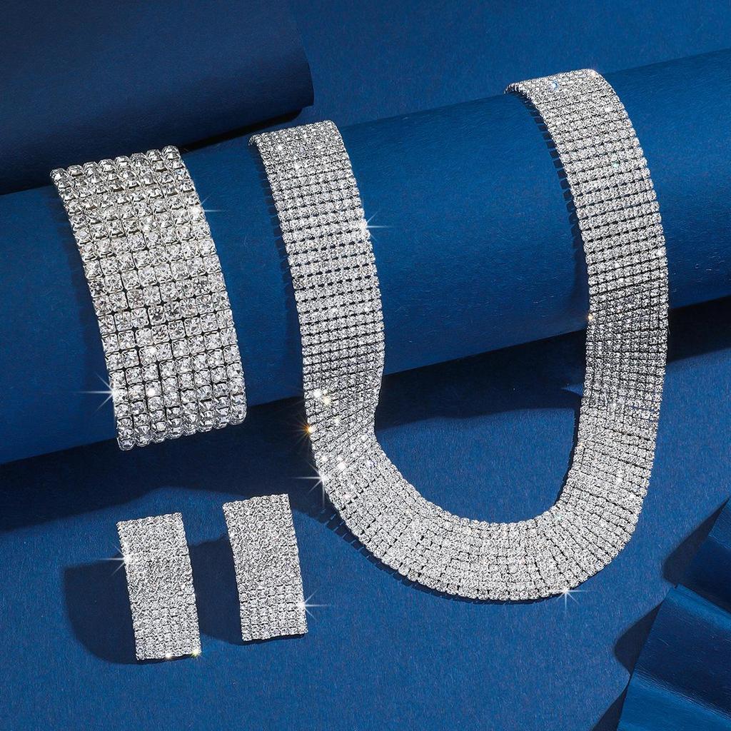 European and American Fashion Rhinestone Claw Chain Necklace & Earring Set for Women