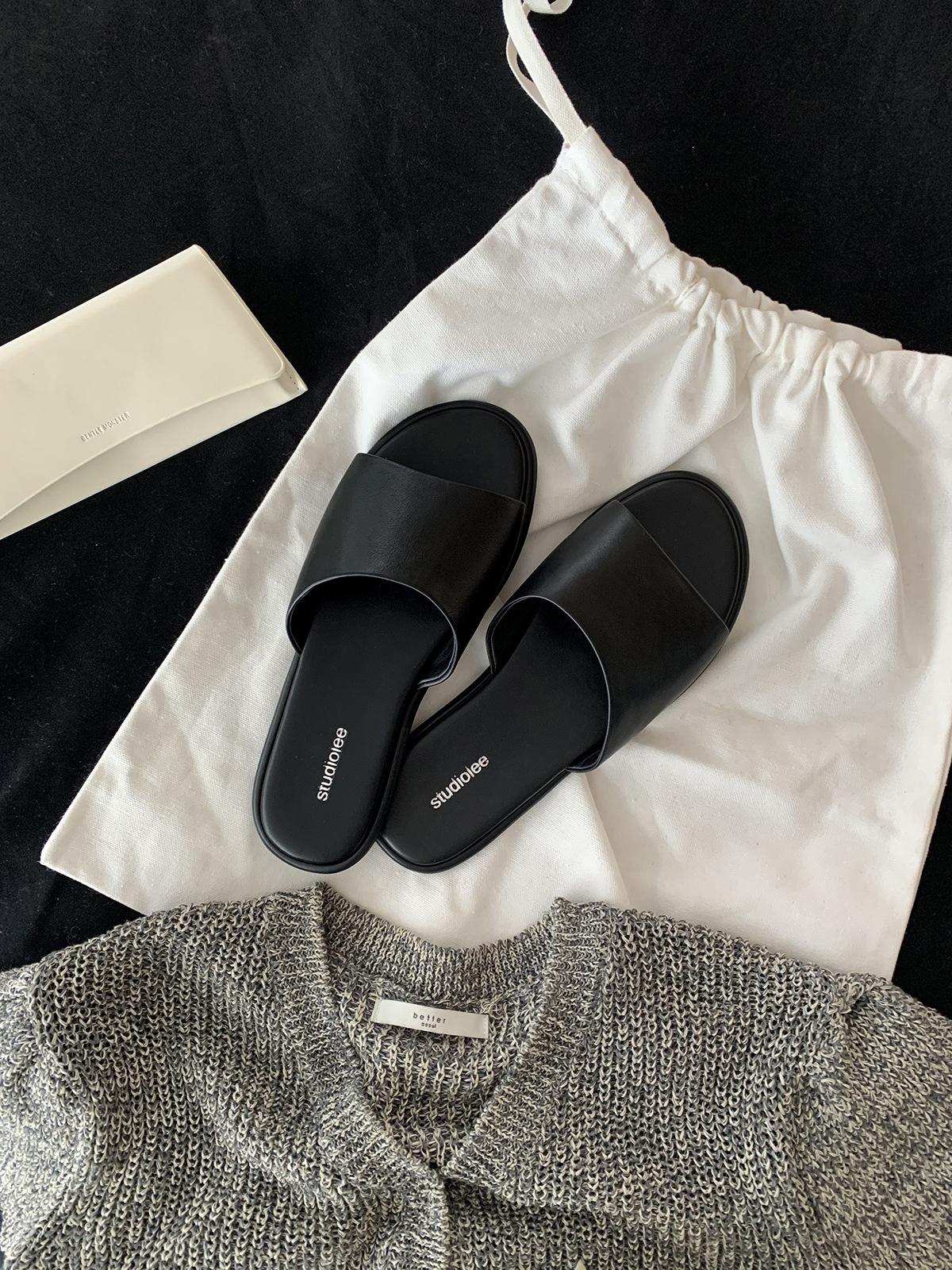 

Sheepskin grape mother same comfortable leather versatile flat bottom row style one word slippers women s wear summer sandals 35