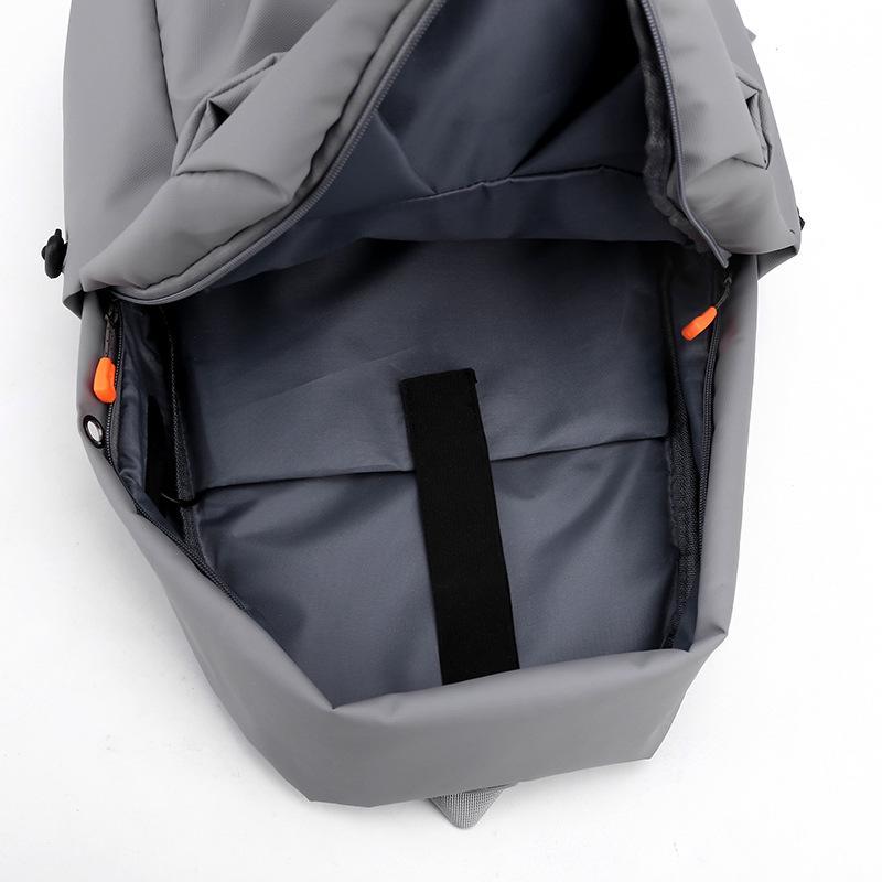 Stylish Large-Capacity Travel and Commuting Backpack for Students and Professionals