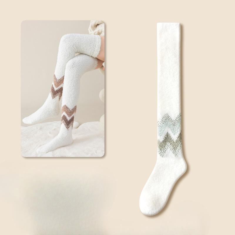 

Белые чулки выше колена, Женские зимние флисовые утолщенные длинные носки, Очень толстые домашние теплые носки для сна, Длинные носки из кораллового флиса 1 pair