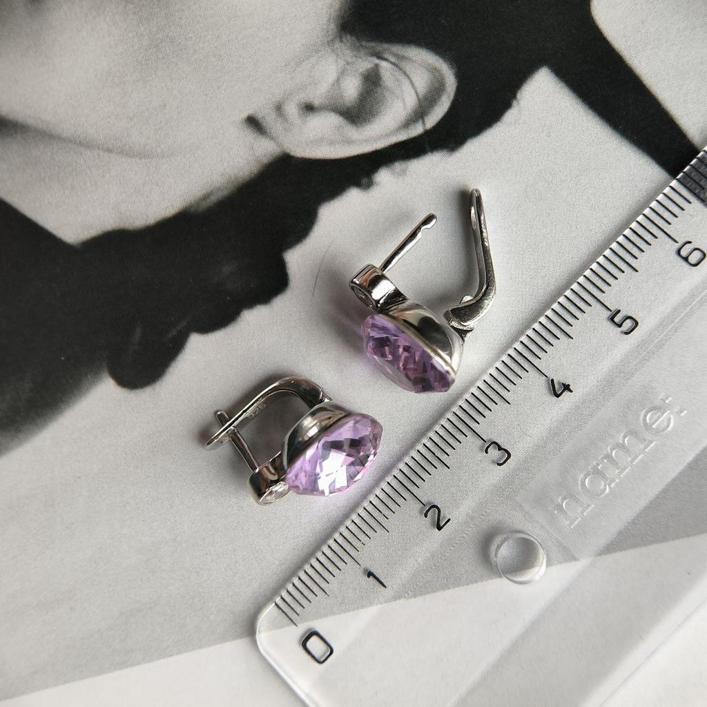 Серебряные серьги с фианитами (60002382)