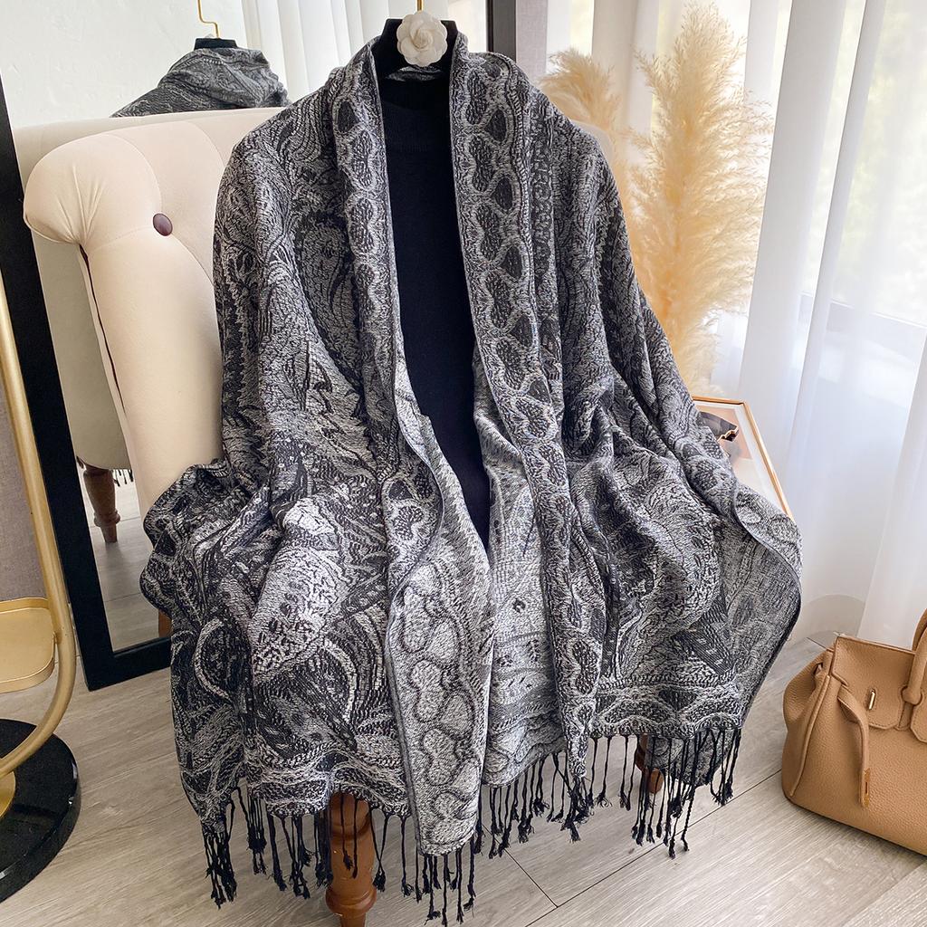 Damski Modny Zimowy Szalik z Sztucznego Kaszmiru Winylowy Wzór Z Frędzlami Gruby Ciepły Szal Pashmina Dwustronny Okrycie Zewnętrzne