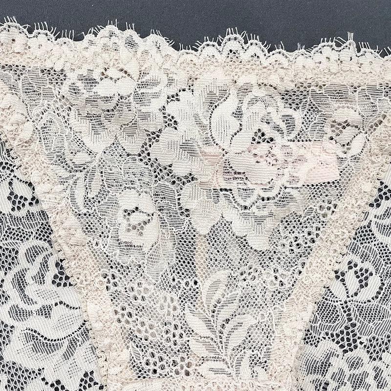 Hot Diamond Sexy Lace Underwear Women's Double Belt Thongs Diamond Decoration Hot Simple Breathable Hollow Lightweight Bikini Panties