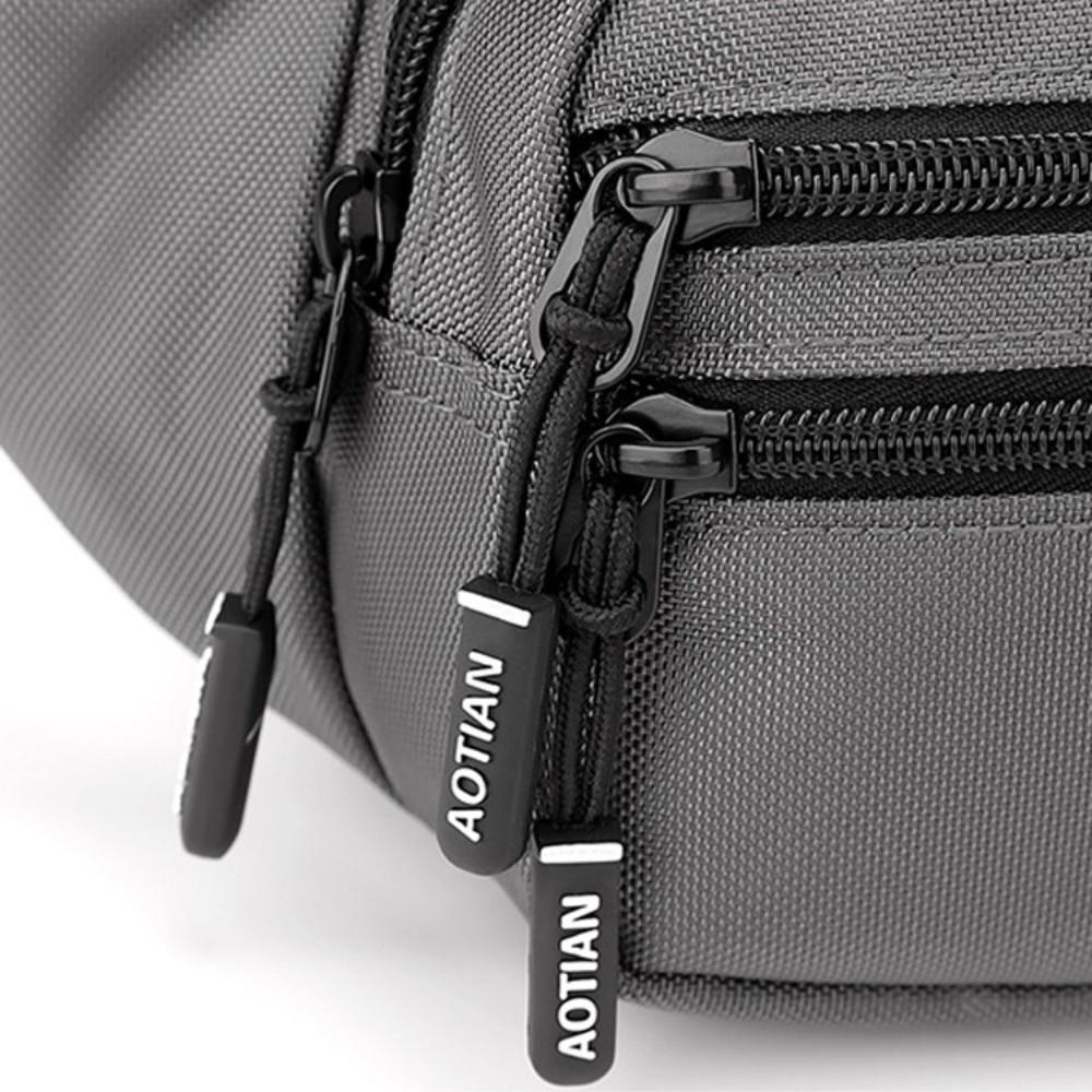 Large Capacity Sports Phone Bag Multi-function Men Chest Bag Gym Bag Running Waist Bags  Sports