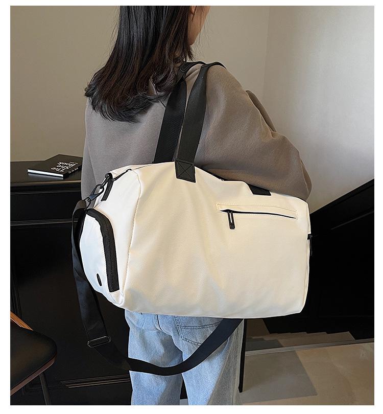 Unisex Large Capacity Travel & Fitness Bag with Dry-Wet Separation
