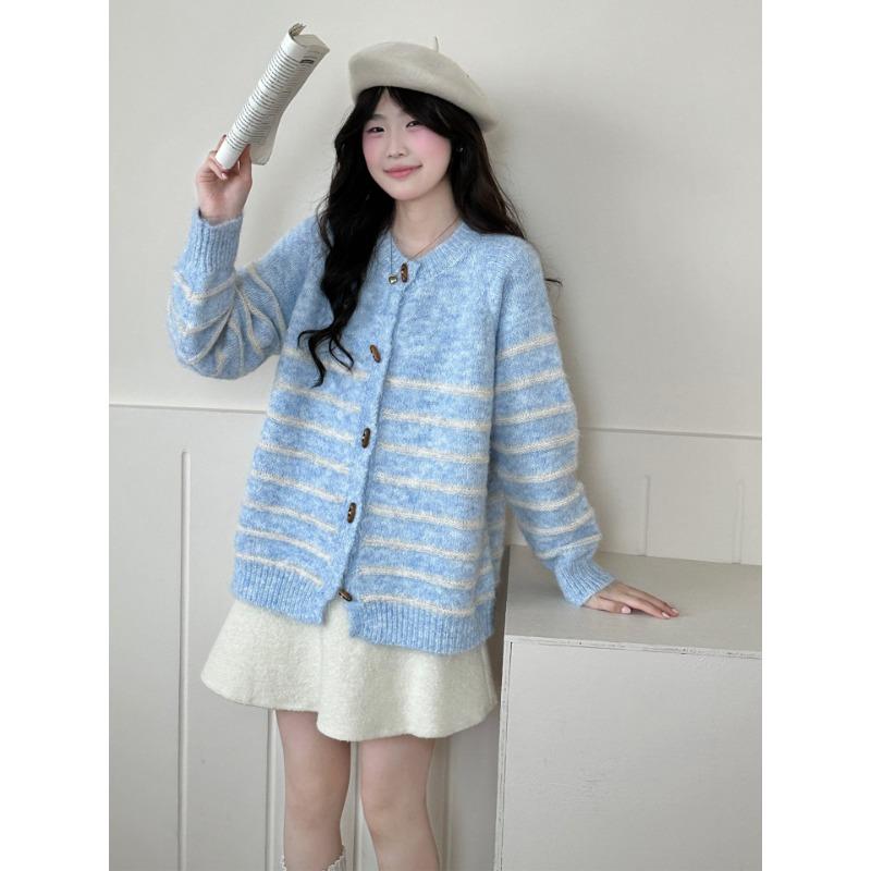 Autumn and Winter New Contrasting Color Striped Horn Buckle Knitted Cardigan Loose Soft Waxy Design Sweater Jacket Women