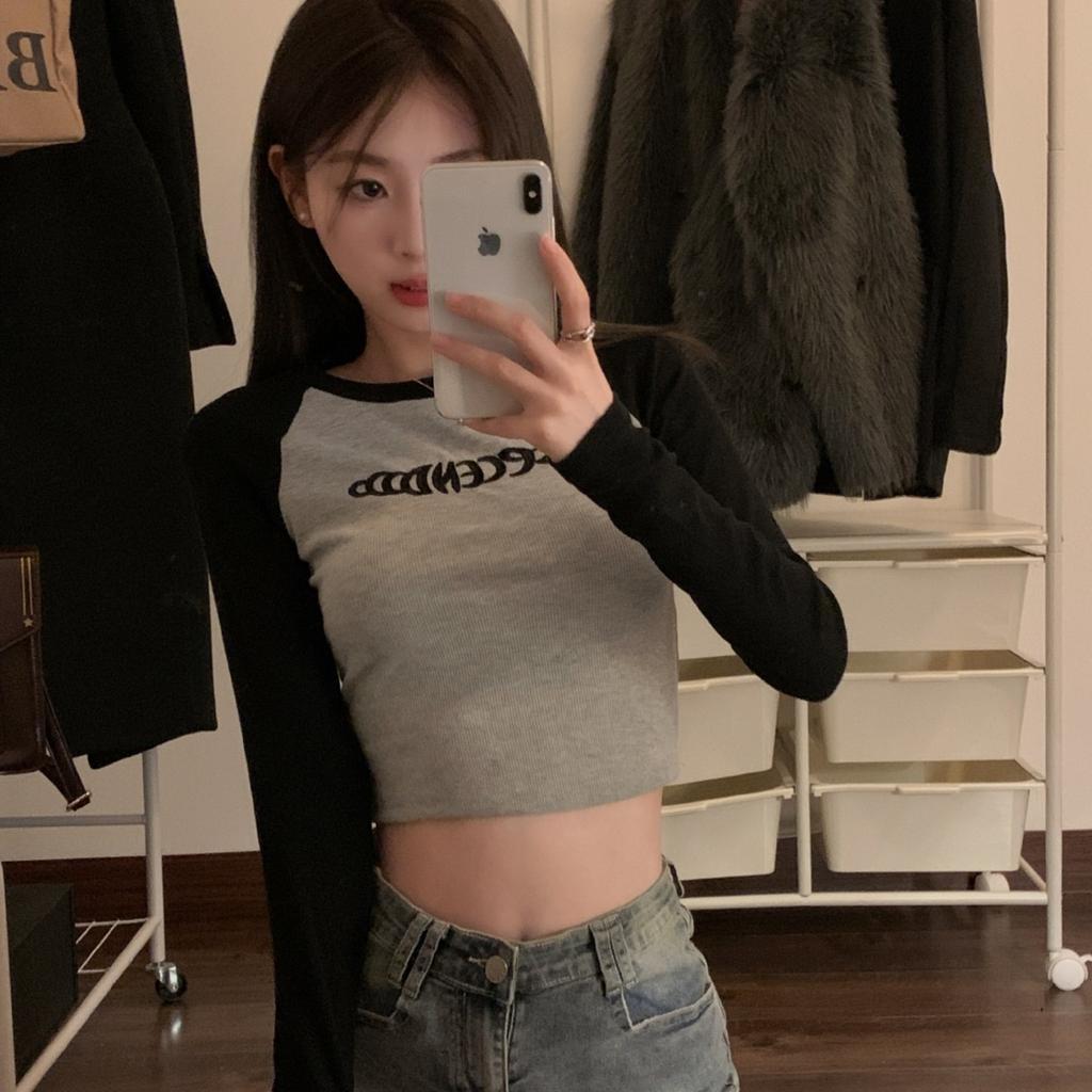 Women's Crew Neck Long Sleeve Tee Slim Fit Commuter Raglan Color Block Letter Embroidery Crop Top
