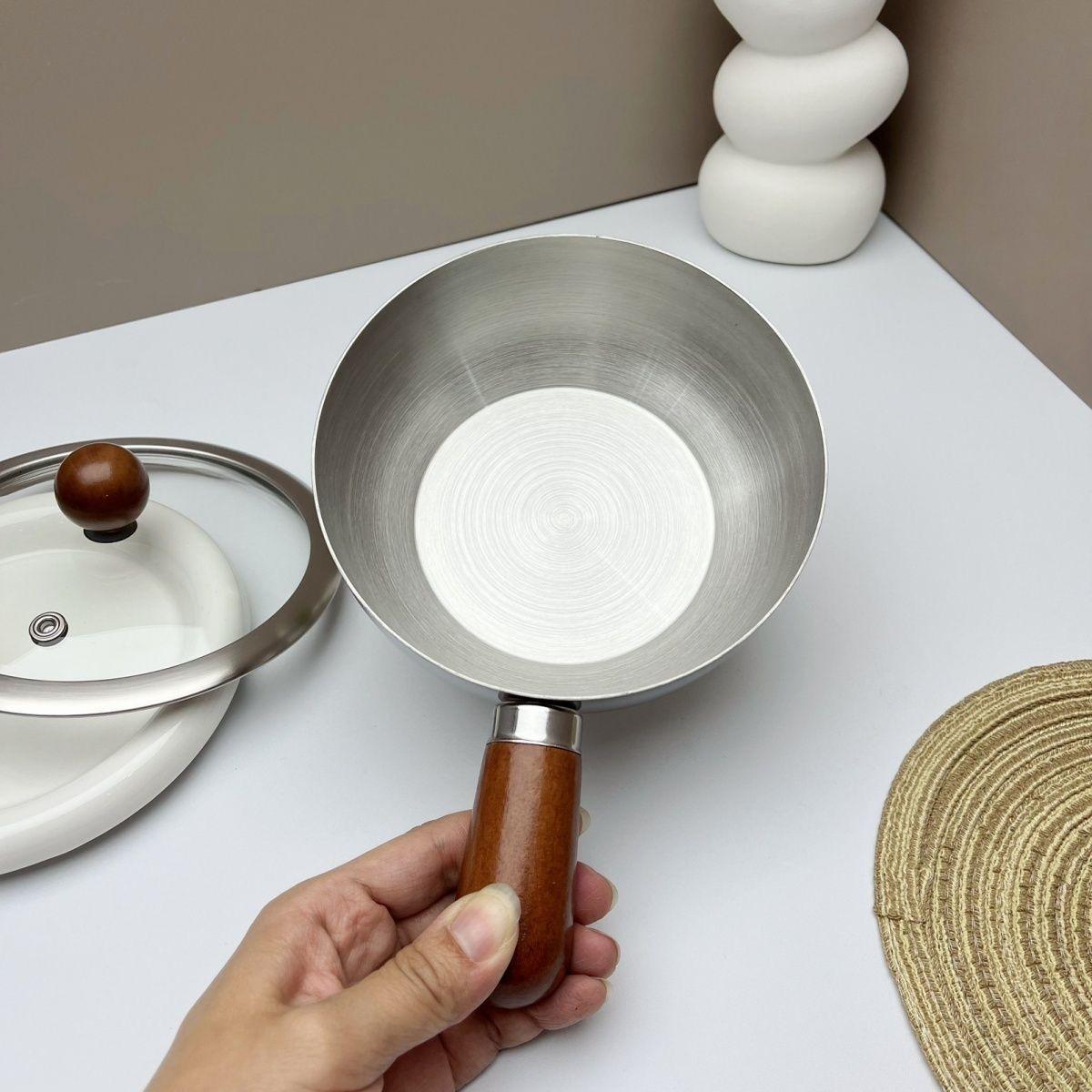 

Instant Noodle Pot Single-person Dining, High Appearance Level Peach Wood Snack Pot Small Cooking Pot Baby Food Pot