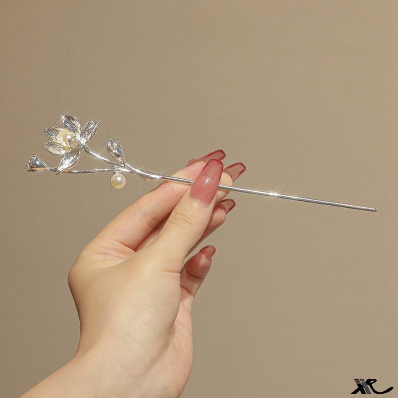 Four Seasons Chinese Tassel Hairpin: Ancient Style Hanfu with Fresh Pearl and Jiangnan Classical Cheongsam Hair Accessory