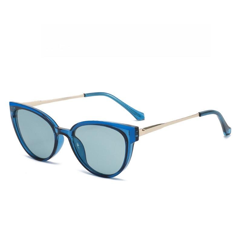Outdoor Sports UV Resistant Driving Sunglasses for Women Fashion Cat Eye Luxury Design Eyewear Female High End Sunscreen Goggles