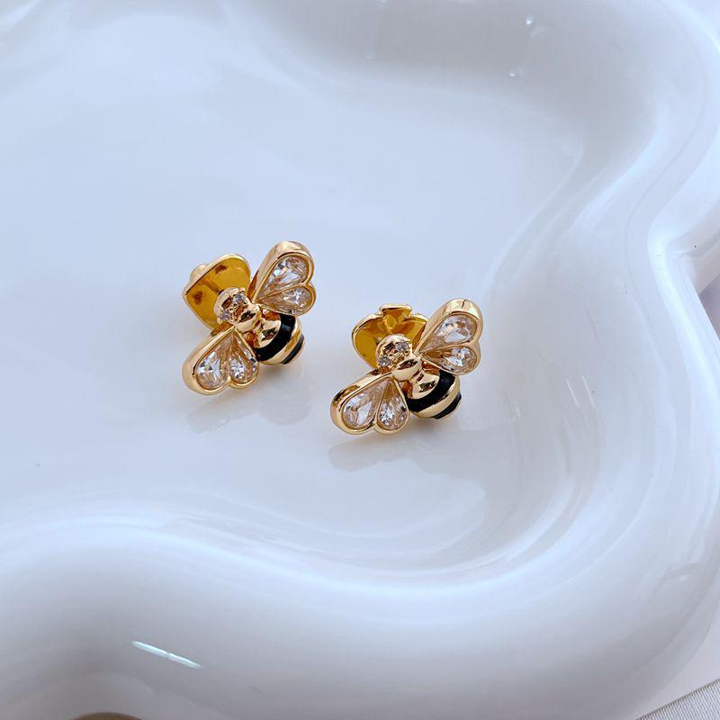 

Элегантный набор ожерелья и серег с пчелами: Эмаль и Циркон