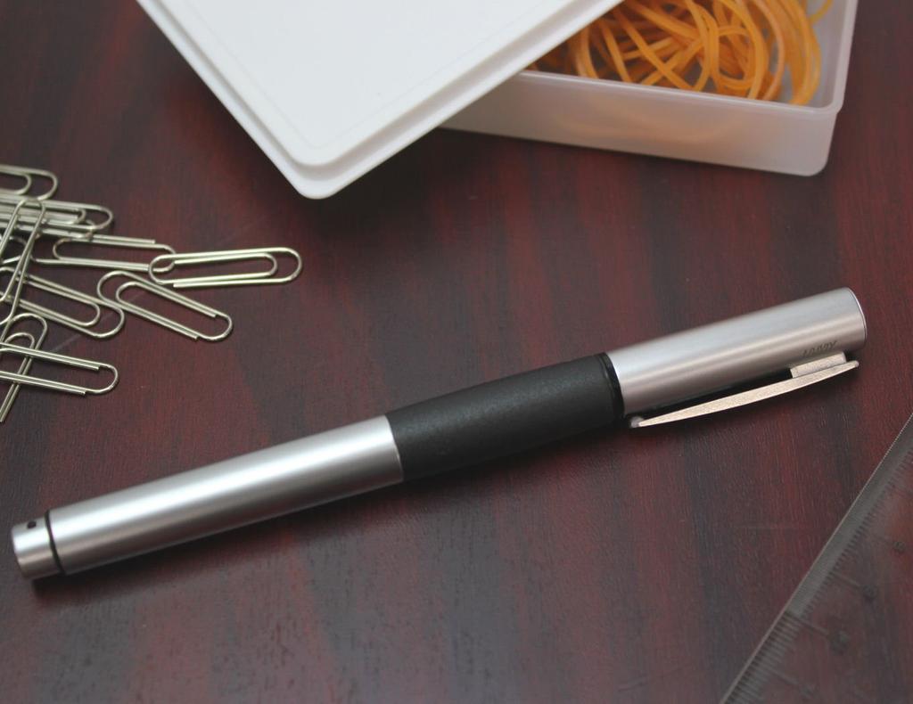 LAMY Fountain Nib M Accent Rubber Dual Official Import Pen, (Medium), AL, Grip, L96KK-M, Use,