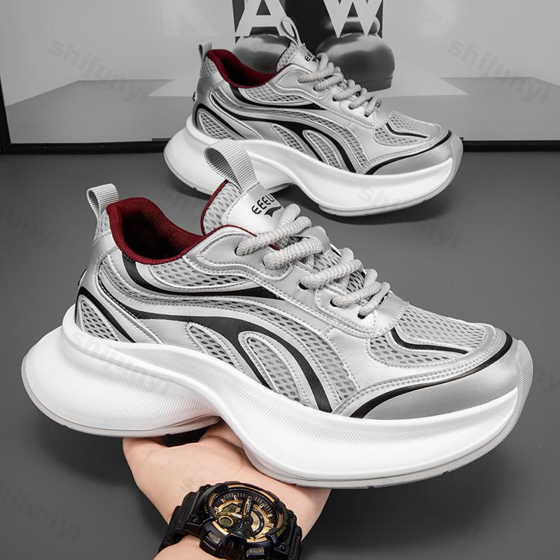 Fashion Autumn Men Shoes 2025 Fashionable Versatile Comfortable Thick Bottom Heightening Men's Vintage Lace Up Anti Slip Sports Shoes