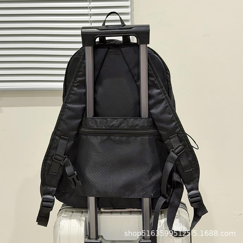 Schoolbag1011 New Light Casual Backpack Sports Outdoor Mountaineering Bag Men's and Women's Large Capacity Travel Backpack