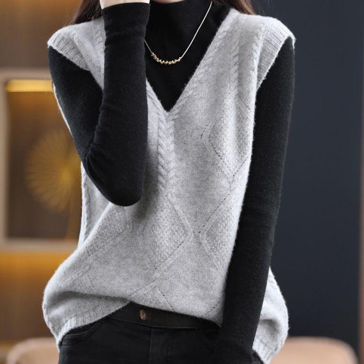 Women's Knitted Sweater Vest Top - V-Neck Hollow-Out Design, Casual Fall/Winter Pullover, Polyester, No Bra Pad, Japanese/Korean Special Collection