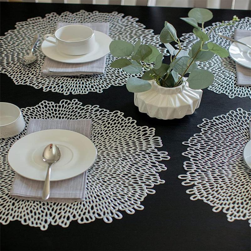 

Набор из 4 прессованных виниловых ковриков (15.5 Круглый, Комплект из 4, Золото)