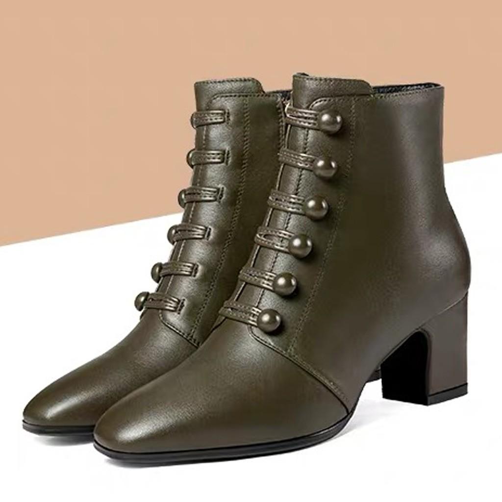 Жіночі чоботи з круглим носком і блискавкою на ґудзиках. Короткі черевики на квадратному каблуці