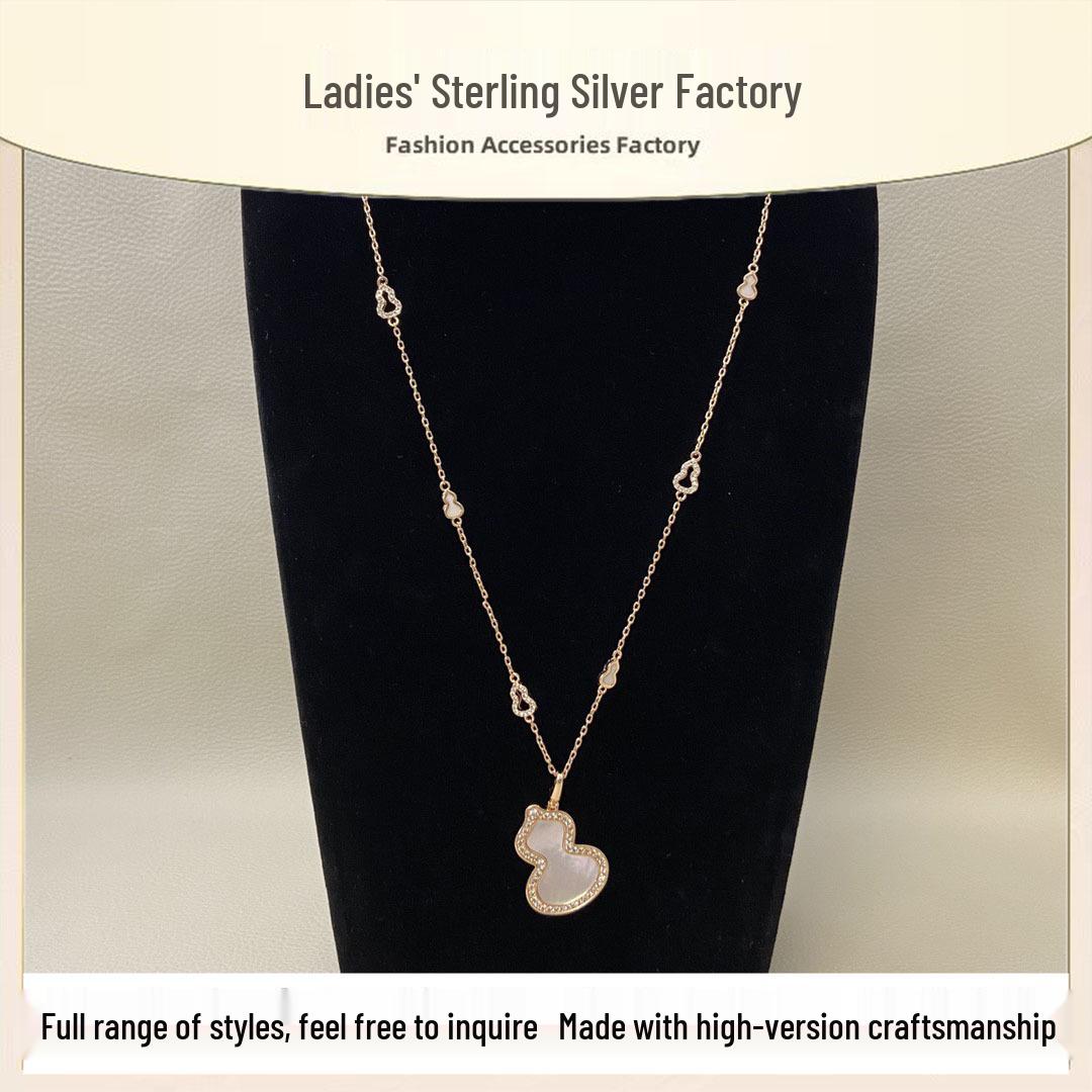 Luxury Rose Gold Qilin Gourd Pendant Necklace with Carnelian & White Shell Necklace + Pendant