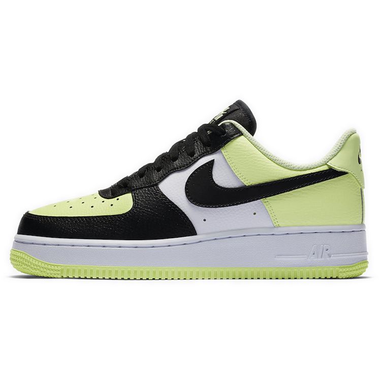 

Женские кроссовки Nike Air Force 1 Low Barely Volt Желтый Черный Белый CW2361-700