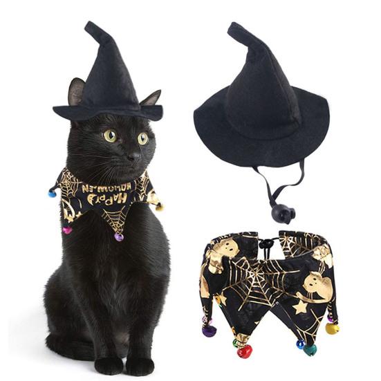Halloweenský klobouk čarodějnice a set šály s bryndákem se vzorem lebky a pavučiny, obojek pro domácí mazlíčky se zvonkem a set klobouku čarodějnice/baretu dýně pro malé psy a kočky