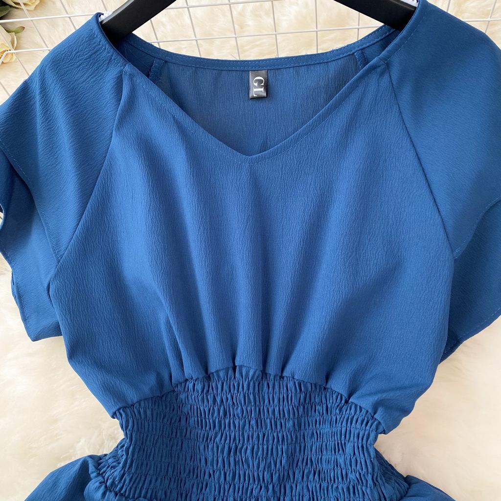 Women's Vintage Hepburn Style Dress Pleated Waist Light Luxury Temperament Swing Long Dress